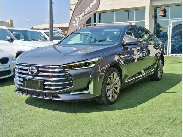 2022 GAC GA8 in UAE