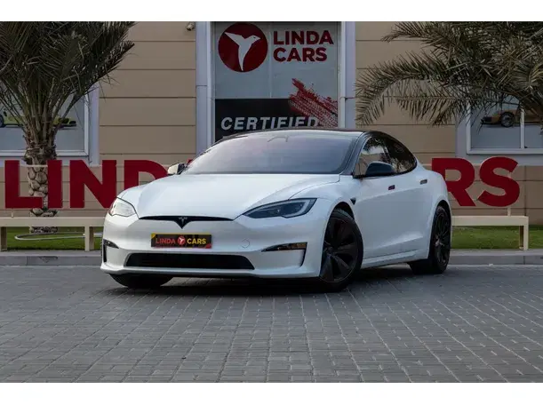 2023 Tesla Model S in UAE